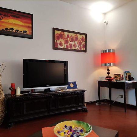 Hotel La Casa Di Elena à Camerino Extérieur photo