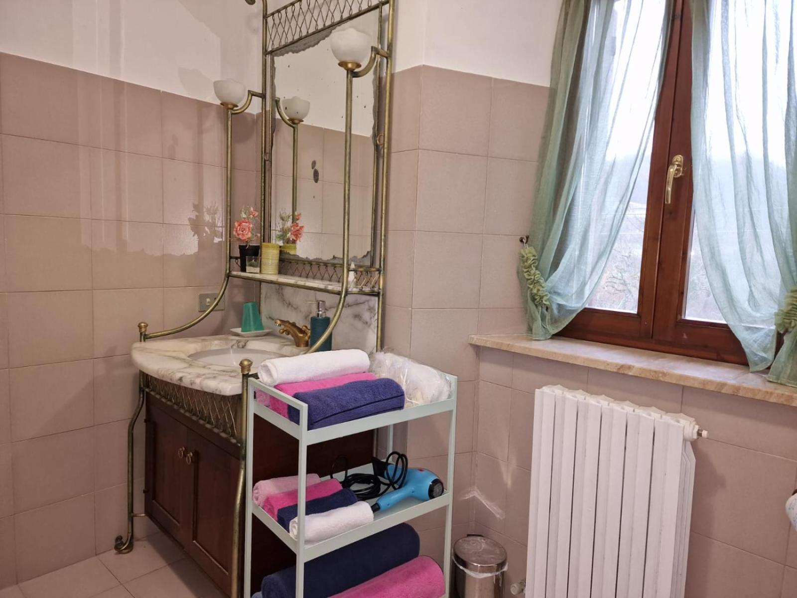Hotel La Casa Di Elena à Camerino Extérieur photo