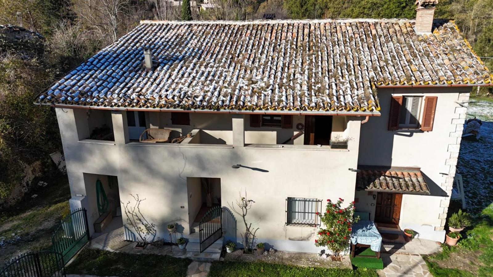 Hotel La Casa Di Elena à Camerino Extérieur photo